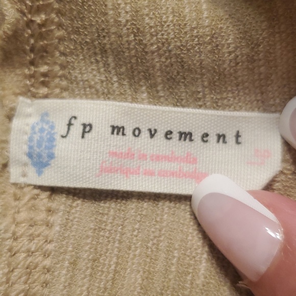 NWT FREE PEOPLE HIGH RISE CATCH ME IF YOU CAN LEGGINGS, DISCOUNTED  DESERT SAGE - Picture 8 of 16